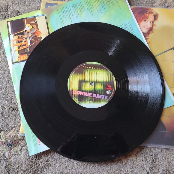 Bonnie Raitt Slipstream vintage vinyl record PRISTINE - Picture 4 of 16